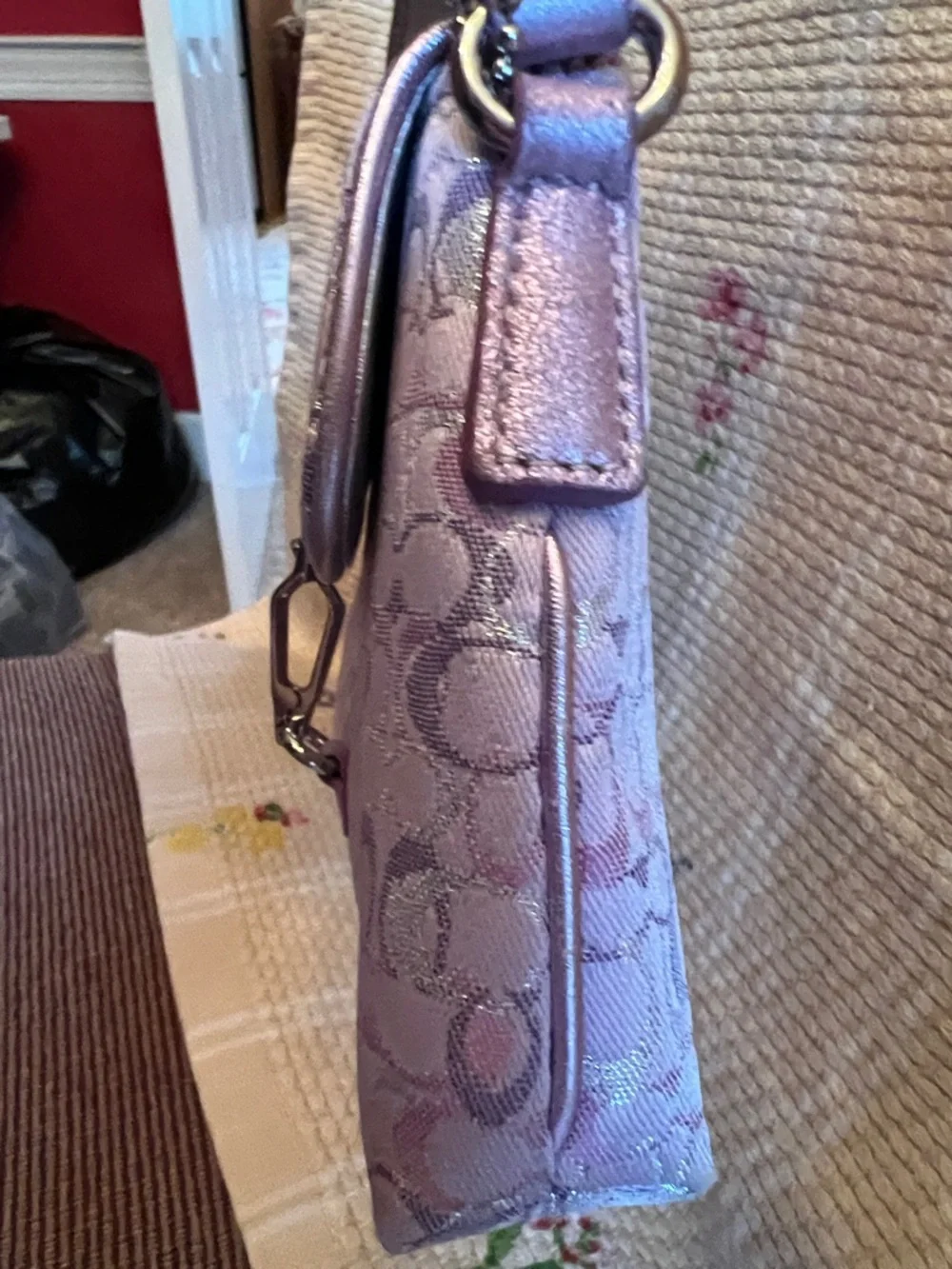 Lilac Signature Clutch Bag with Buckle Closure - Picture 8 of 9